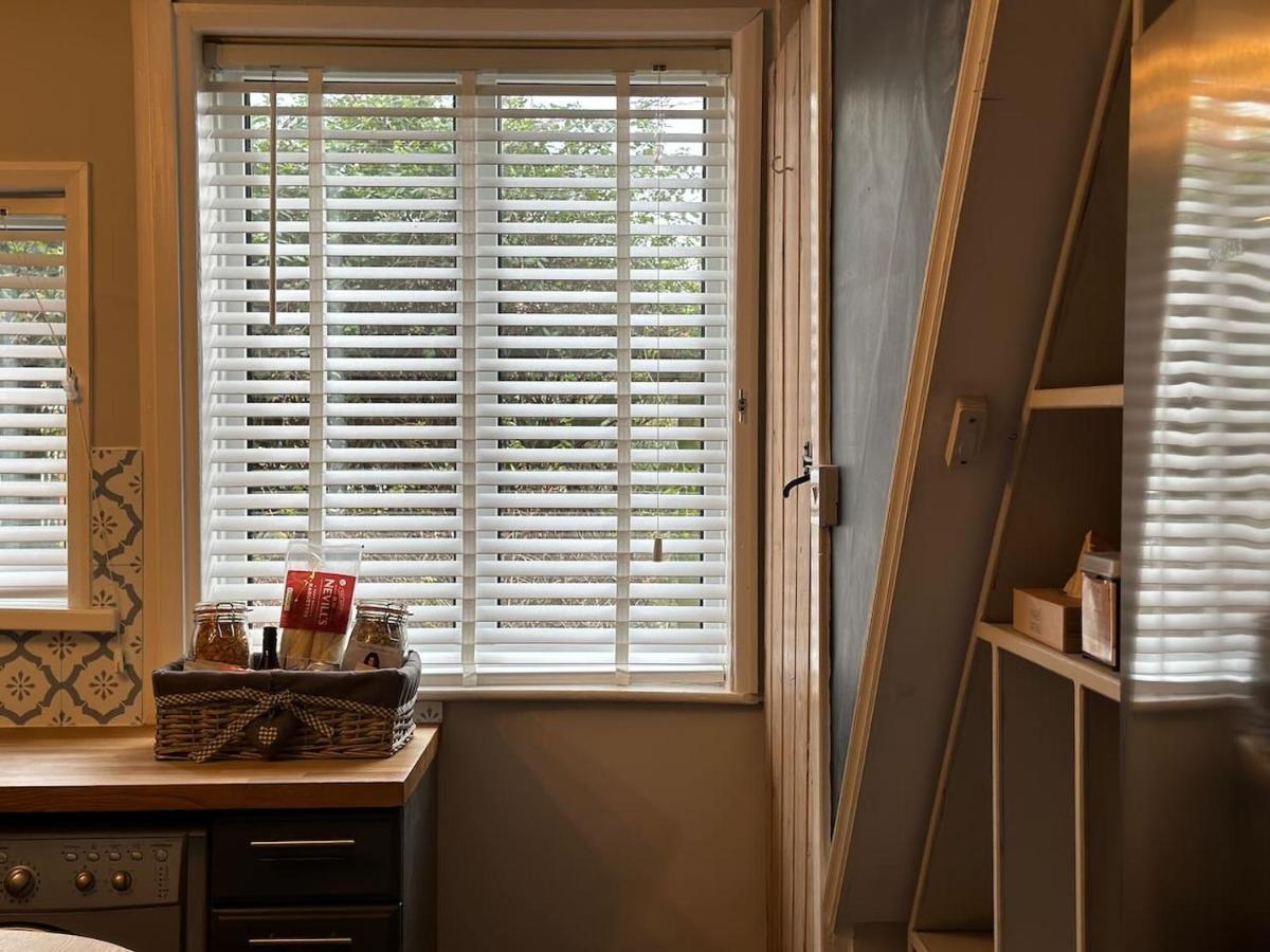 Meadow Cottage Salisbury Dış mekan fotoğraf
